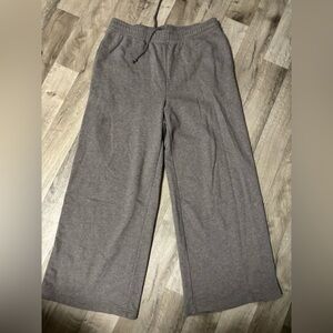 American Eagle Outfitters Women's baggy sweatpants